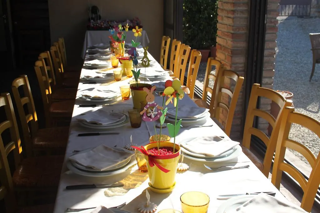 Farm stay Agriturismo Sottotono Villa Carmignano Italy